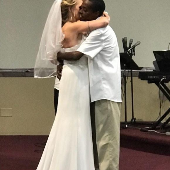 Meet your Posher, Amber - Picture 1 of 1